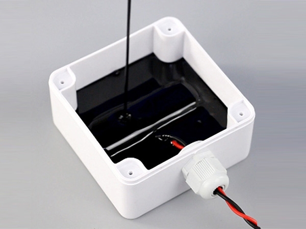 Reasons for smoking during curing of epoxy potting glue